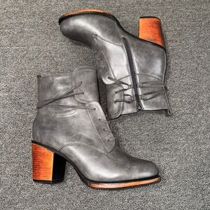 NWT Vintage 93 Womens Gray Lace Up Ankle Boots Block Heel Size 11M Boho Twee
